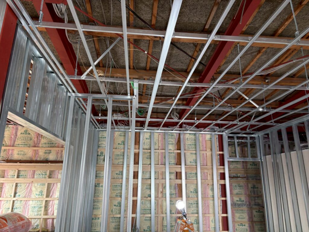 (有)アクロス 愛知県 岡崎市 改修工事 リフォーム 内装工事 新装工事 店舗新装工事 店舗改装 店舗デザイン 店舗設計